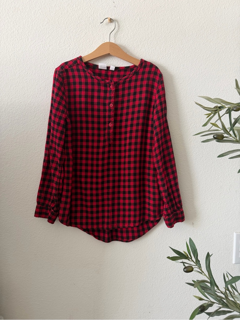 GAP Girls Black & White Buffalo Plaid and Red & Black Buffalo Plaid Top Duo - Picture 4 of 7